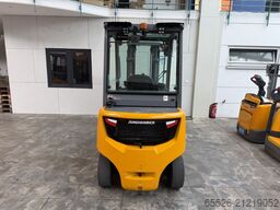 Jungheinrich DFG 425 S / 5765 Std. / Lack NEU