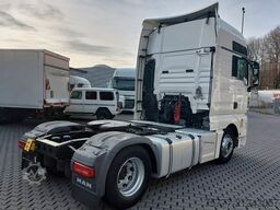 MAN TGX 18.500 XXL-MOTORSCHADEN-INTARDER-2 Tanks