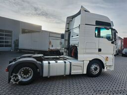 MAN TGX 18.500 XXL-MOTORSCHADEN-INTARDER-2 Tanks