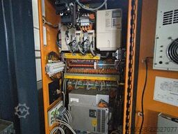 HURCO VM1