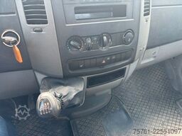 MERCEDES-BENZ Sprinter 313 CDI Pritsche Kran