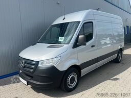 Dubă cu acoperiș înalt MERCEDES-BENZ Sprinter 215 9G-TR HOCH+LANG KLIMA 3-SITZ KAMERA