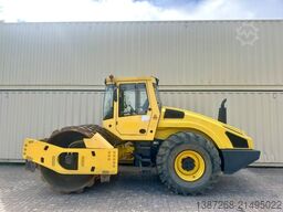 BOMAG BW213PDH-4 / 2012 BJ / Deutsche Maschine