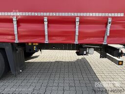 Schmitz Cargobull Curtainsider Mega Getränke