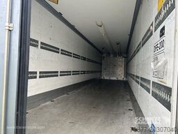 Schmitz Cargobull Reefer Multitemp Taillift
