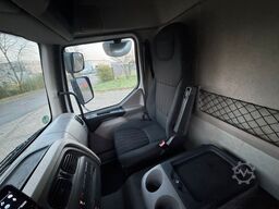 DAF LF 16.260 Tiefkühlkoffer mit Ladebordwand