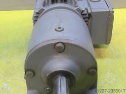 SEW-EURODRIVE R40DT71C4BM