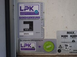 Ford Transit 2.0 TDCI L4 Bakwagen 130PK EURO 6 - Air...