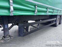 Schmitz Cargobull Curtainsider Mega