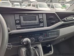 VOLKSWAGEN T6.1  9-Sitzer Caravelle Trendline    1 . Hand