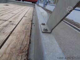 Black Red White S.a. Black Red White S.a. Black Red White S.a.