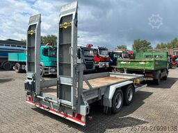HUMBAUR Tandem Anhänger mit 2Achsen und Rampen