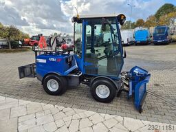 Vitra 2060 4WD - Plow - Sweeper