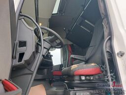 Volvo FH 540 Baustoff mit Heckran Fassi F215A.23