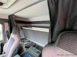 MAN TG-M 18.340 4x2  Pritsche Kran Atlas 135.2+Funk