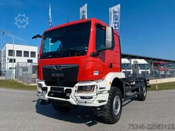 MAN TGM 18.250 4x4 BB/Fahrgestell/3-Sitze/Neu