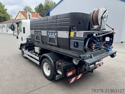 ISUZU NPR Gießfahrzeug, Gießarm, Wassertank 4250 Ltr