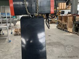 KONECRANES 3200kg-2/1