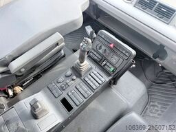 UNIMOG U serie 427 4x4 Tipper / Kipper / Hydrostat