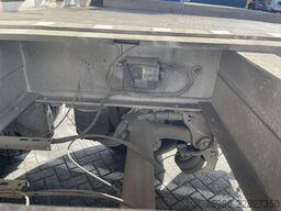 Benalu BENALU 65 m3 volume 6380 kg, MERCEDES AXLES, DI...