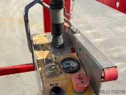 SkyJack SJ 4620 8,10m Elektro Scherenarbeitsbühne