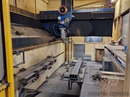 TRUMPF TRUMATIC LASERCELL 1005 (TLC 1005)