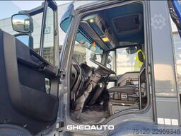 IVECO EUROCARGO 180E28 CON GRU PM E CASSONE FISSO