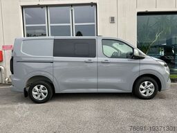 Ford Custom 320 L1 Dop. Cab. 5 posti - Titanium