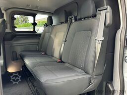 Ford Custom 320 L1 Dop. Cab. 5 posti - Titanium