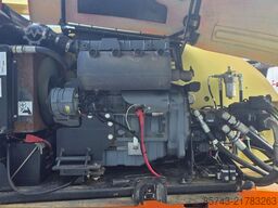 JLG 860SJ Diesel, 4x4 Drive, 28.2m Working Height, 22.