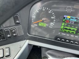 Mercedes-Benz Tourismo RHD-M