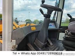 LIEBHERR 506 L   Schnellwechsler  Klappschaufel  +Gabel
