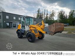 LIEBHERR 506 L   Schnellwechsler  Klappschaufel  +Gabel