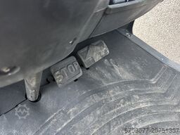 LINDE H25D-02 Triplo 550 Freelift / Sideshift / 4e functie VW Diesel 2014