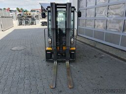 JUNGHEINRICH EFG 215 / Triplex: 4.25m! / SS / 4.166h / 2024