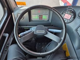 LIEBHERR LTM 1100-5.2 10x6 13.150h Klappspitze