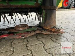 John Deere GEBR. JOHN DEERE 331 MÄHWERK