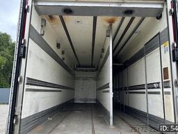Renault Premium 270 Day Cab, Euro 5, Carrier / side doo...