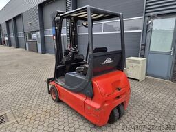 Linde E16C, Triplex, Freelift & Sideshift.