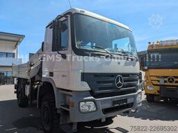 MERCEDES-BENZ Actros 1841 / 4X4 ALLRAD / Kipper+Kran /WENIG KM