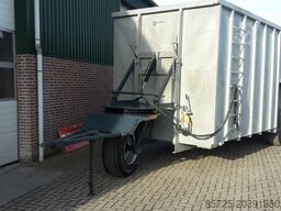 Mestcontainer met neuswiel