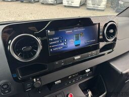 MERCEDES-BENZ eSprinter