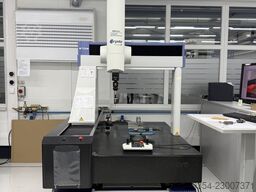 Mitutoyo CRYSTA-Apex C7106