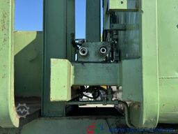  Normann Bock Müllcontainer 10m³ mit Seitenlader