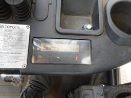 Toyota 02-8FDF25 Triplex + SS + ZV + Kabine