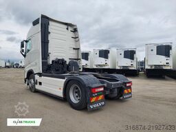 VOLVO FH 500 XL i-ParkCool ACC Side Skirts
