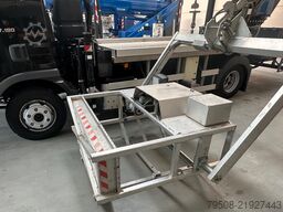 Böcker AK 37/4000 with passenger basket, 2016, 35.076 km!