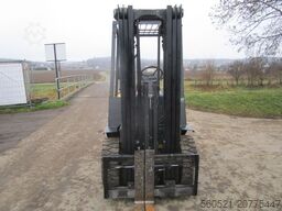 Yale GDP30TF - Triplex-Freihub 5,35m + Seitenschieber