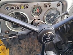 Volvo N N 88-52S * Tow Truck *