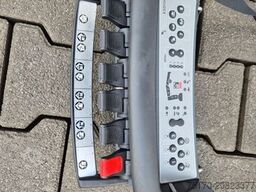 MERCEDES-BENZ Actros 2545 L 6x2 Hiab L-HIPRO 235 DLS-3